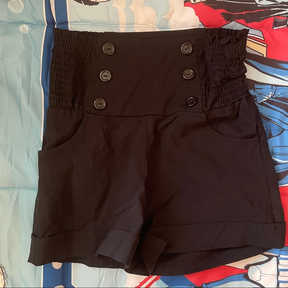 Retro pinup black shorts medium GUC